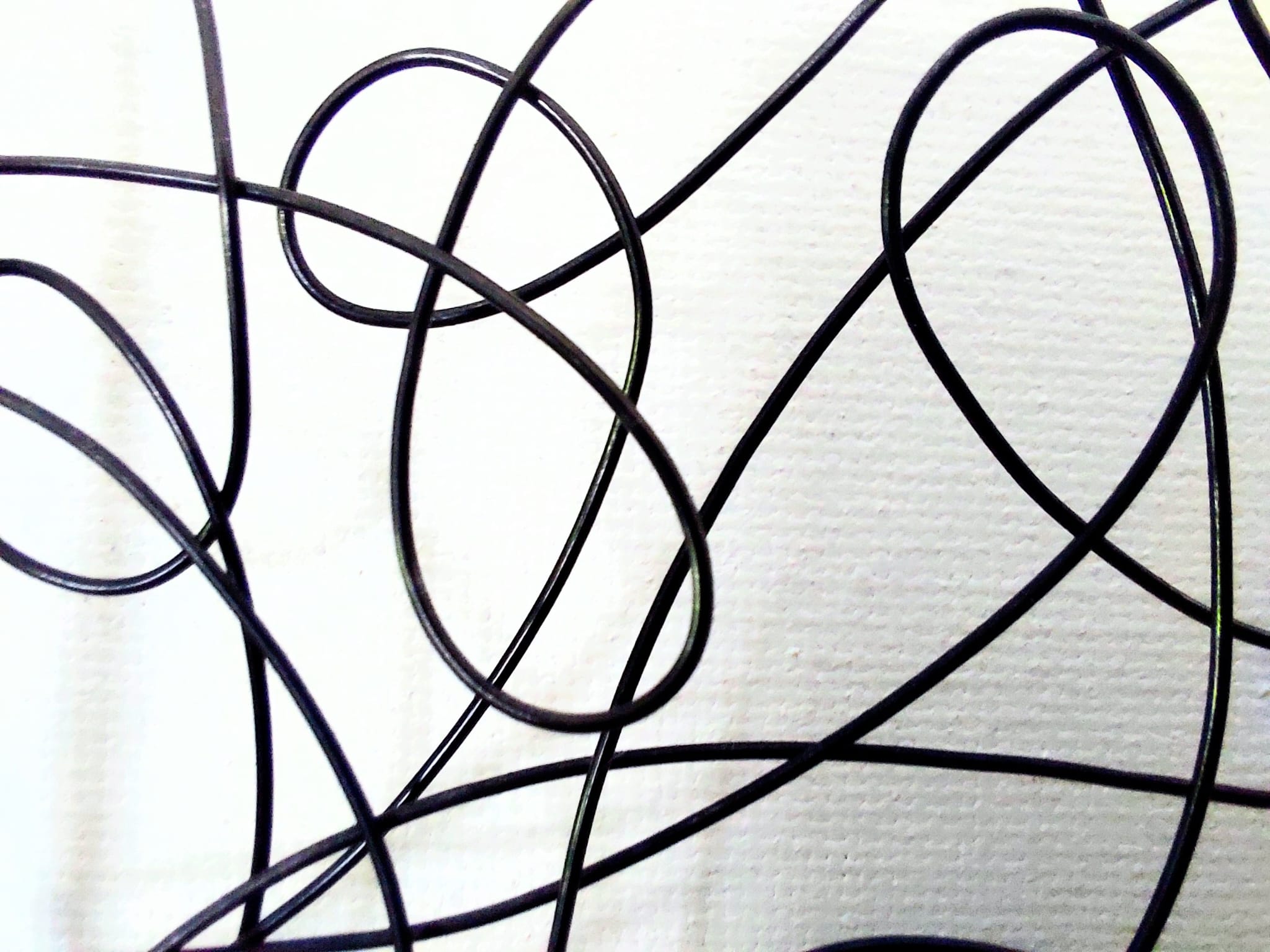 IMG-20260403-WA0009 Bild mit Quadraten aus Draht